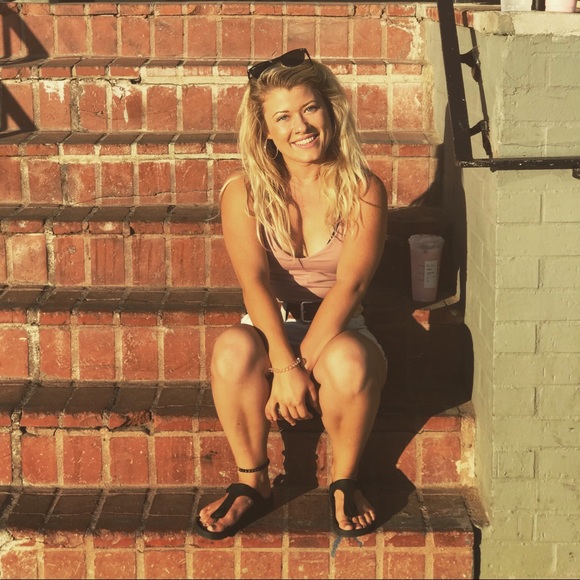 Meet your Posher, Shyla - Picture 2 of 6